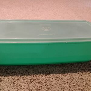 Vintage Tupperware Vegetable Or Bread Storage Box